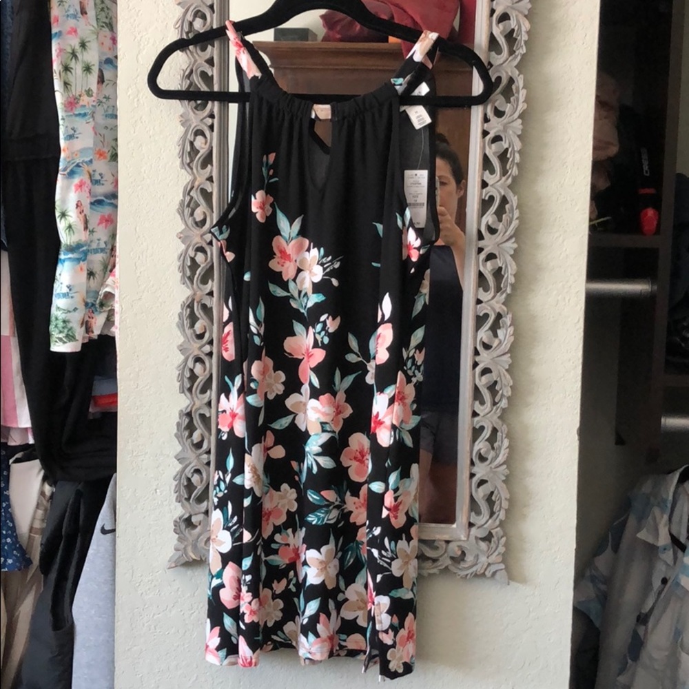 Sleeveless summer 👗